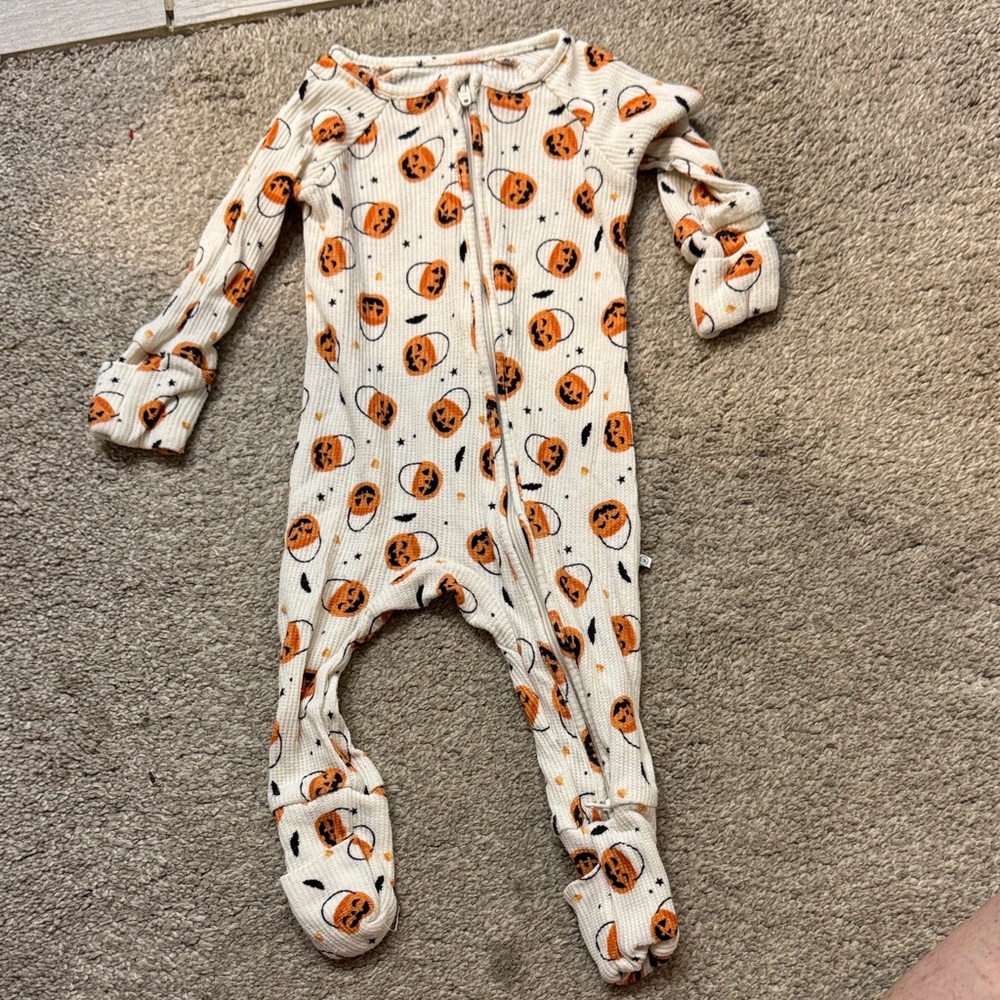 Caden Lane Pumpkin Print Footie